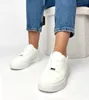 Białe sneakersy na platformie Brigitte